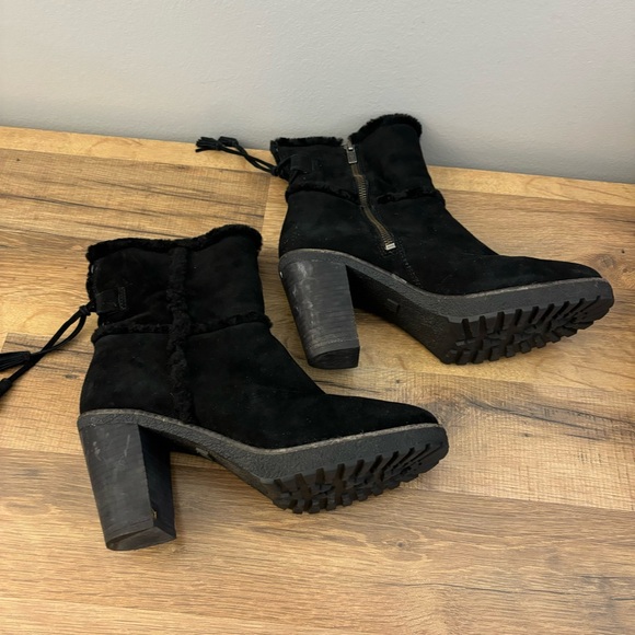 Frye Suede Tassel Accents High Heeled Platform Boots Women’s - Picture 9 of 12